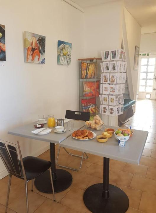 Inspire Bed & Breakfast Azille Luaran gambar